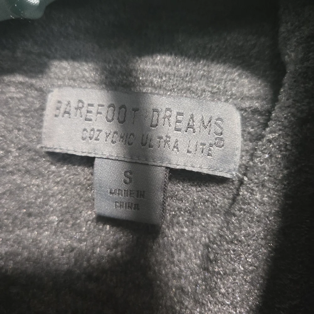 Barefoot Dreams•Cozychic UltraLite Coastal Cowlneck Sweater faded jade. Sz S - Picture 3 of 8